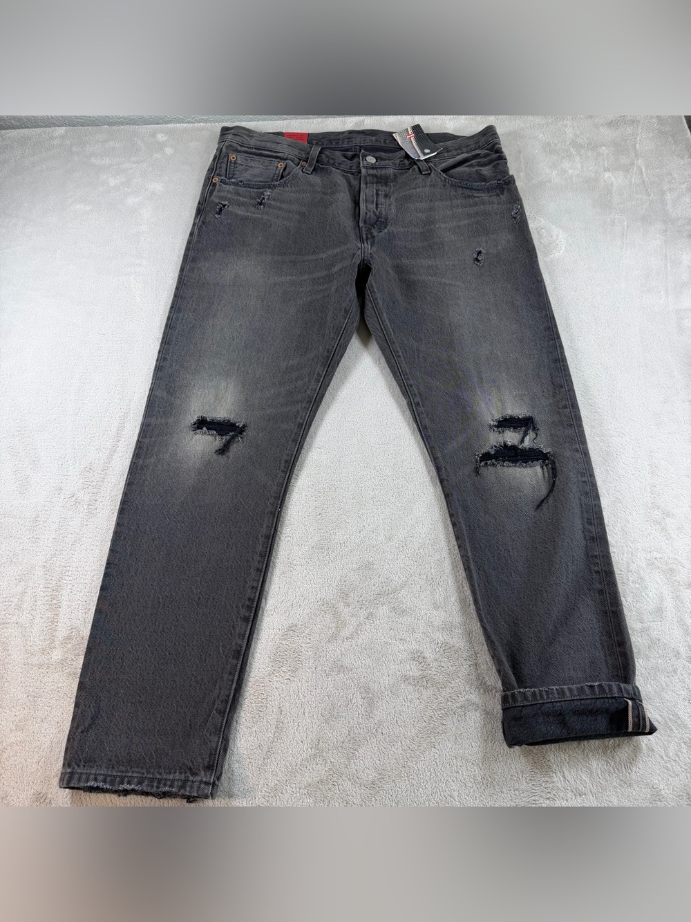 Levi's 501 CT‎ Women's 31x32 Cropped Tapered Jeans Gray Distressed Selvedge